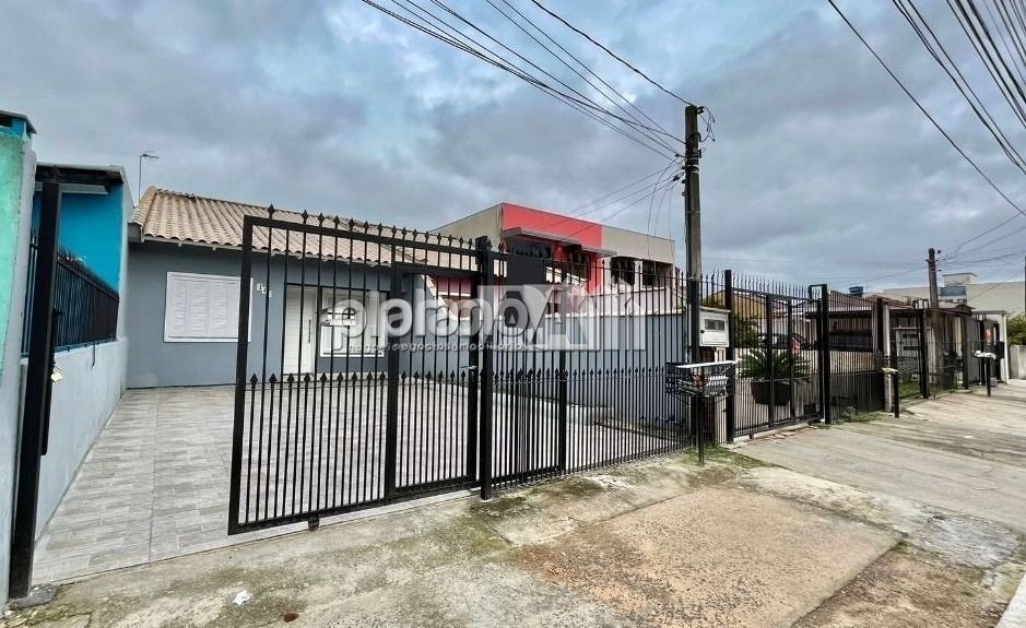 Venda de Casas / Padrão na cidade de Gravataí