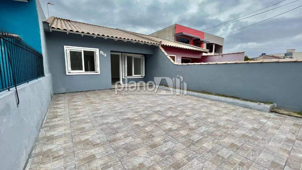 Venda de Casas / Padrão na cidade de Gravataí