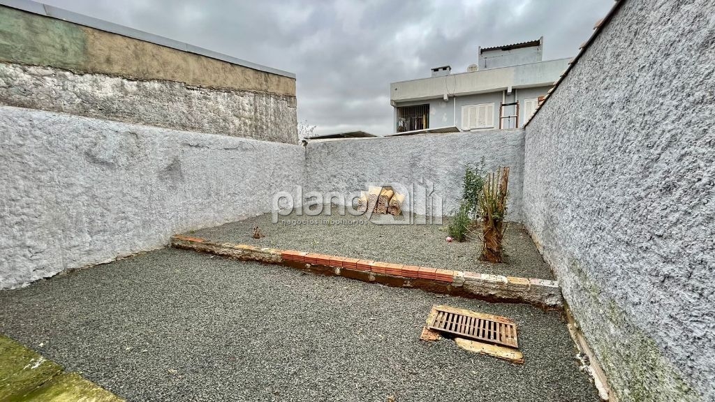 Venda de Casas / Padrão na cidade de Gravataí