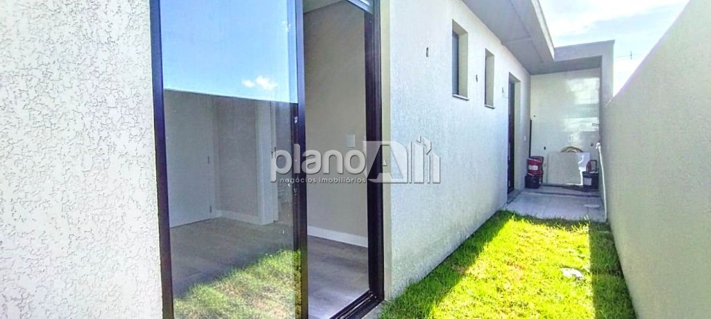 Venda de Casas / Padrão na cidade de Gravataí