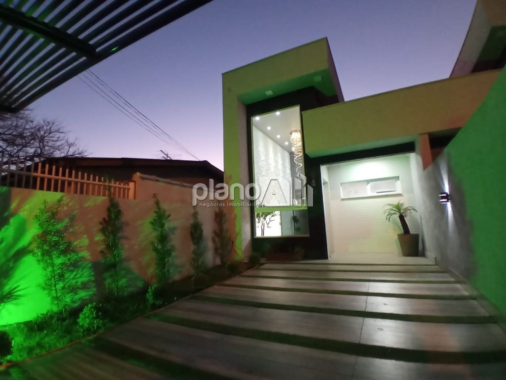 Venda de Casas / Padrão na cidade de Gravataí