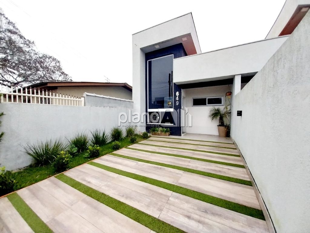 Venda de Casas / Padrão na cidade de Gravataí
