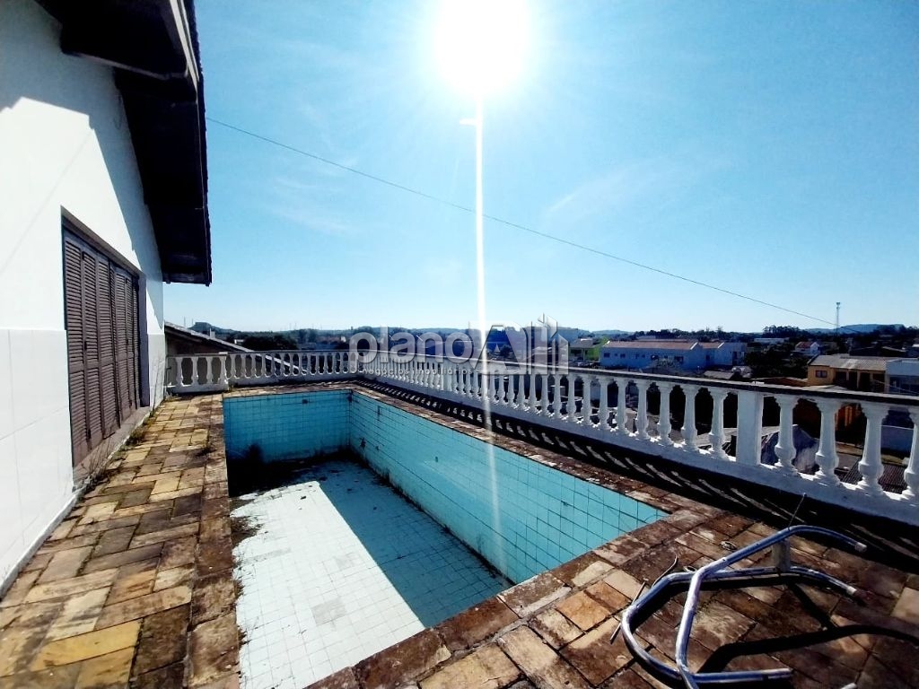 Casa Comercial com 200m² para alugar no Parque Espírito Santo em Cachoeirinha
