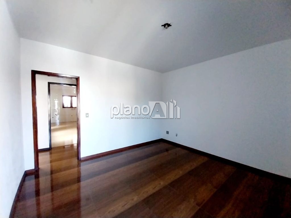 Casa comercial com 200m² para alugar no parque espírito sant