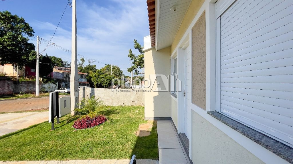 Venda de Casas / Padrão na cidade de Gravataí