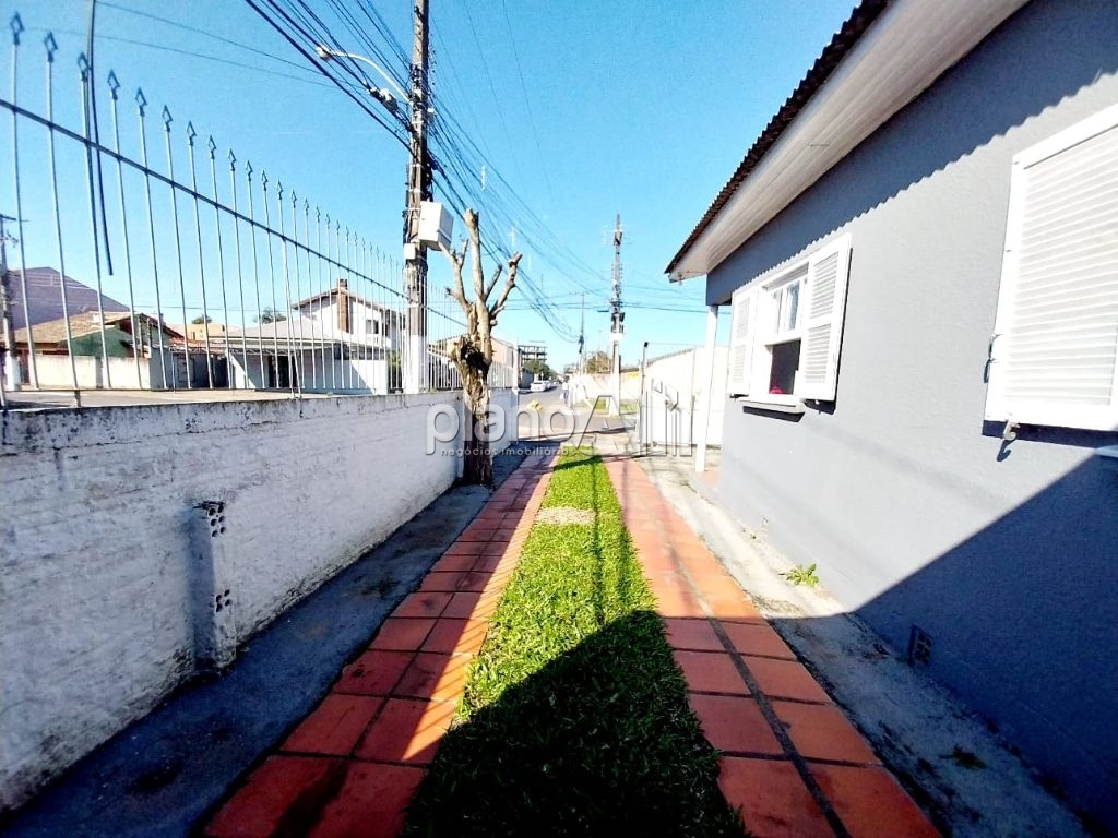 Venda de Casas / Padrão na cidade de Gravataí
