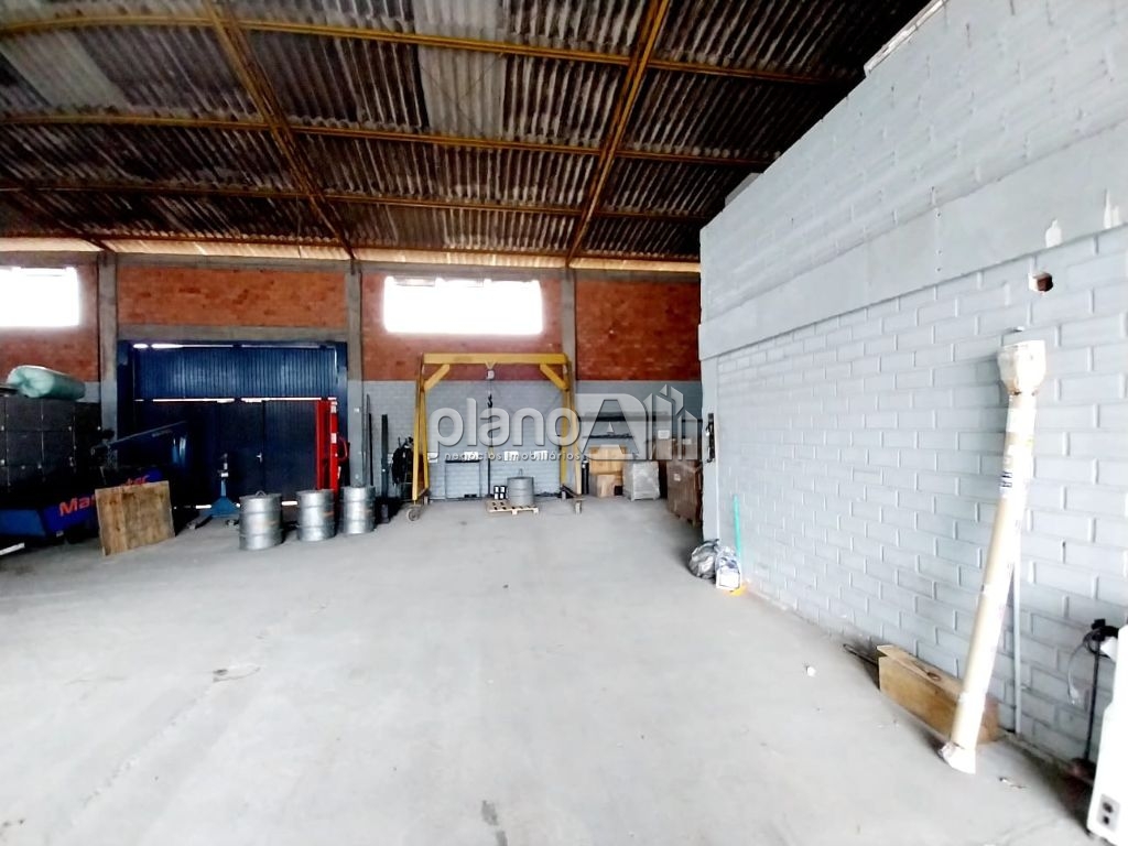 Locação de comercial / galpão na cidade de gravataí