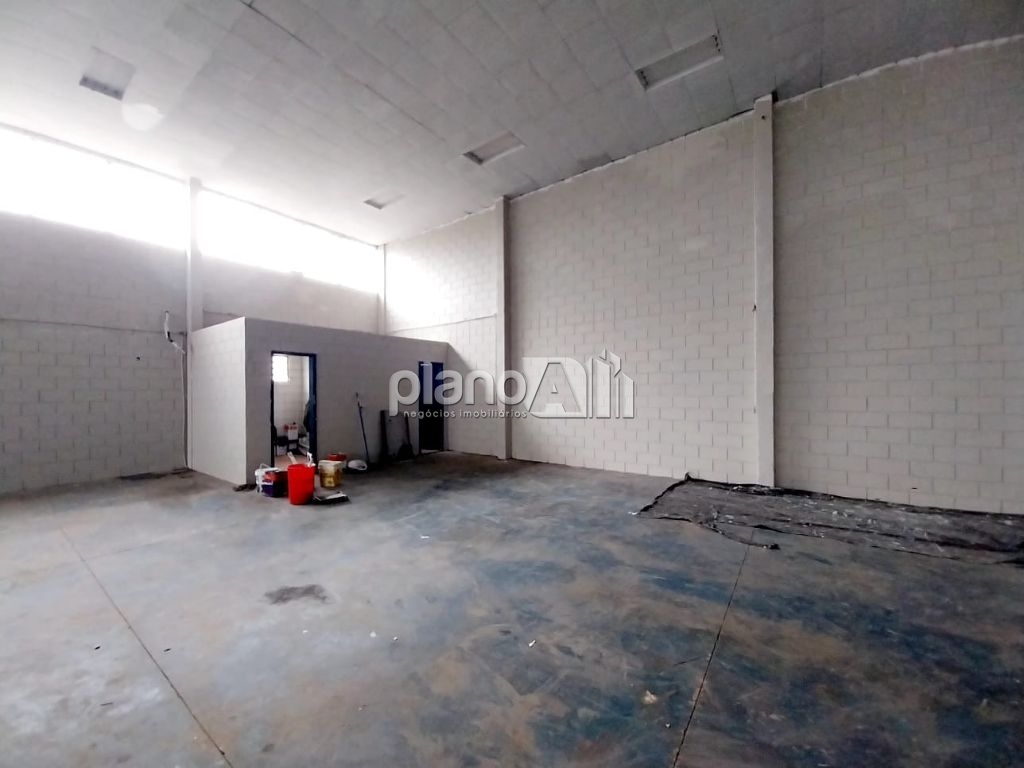 Locação de Comercial / Galpão na cidade de Gravataí