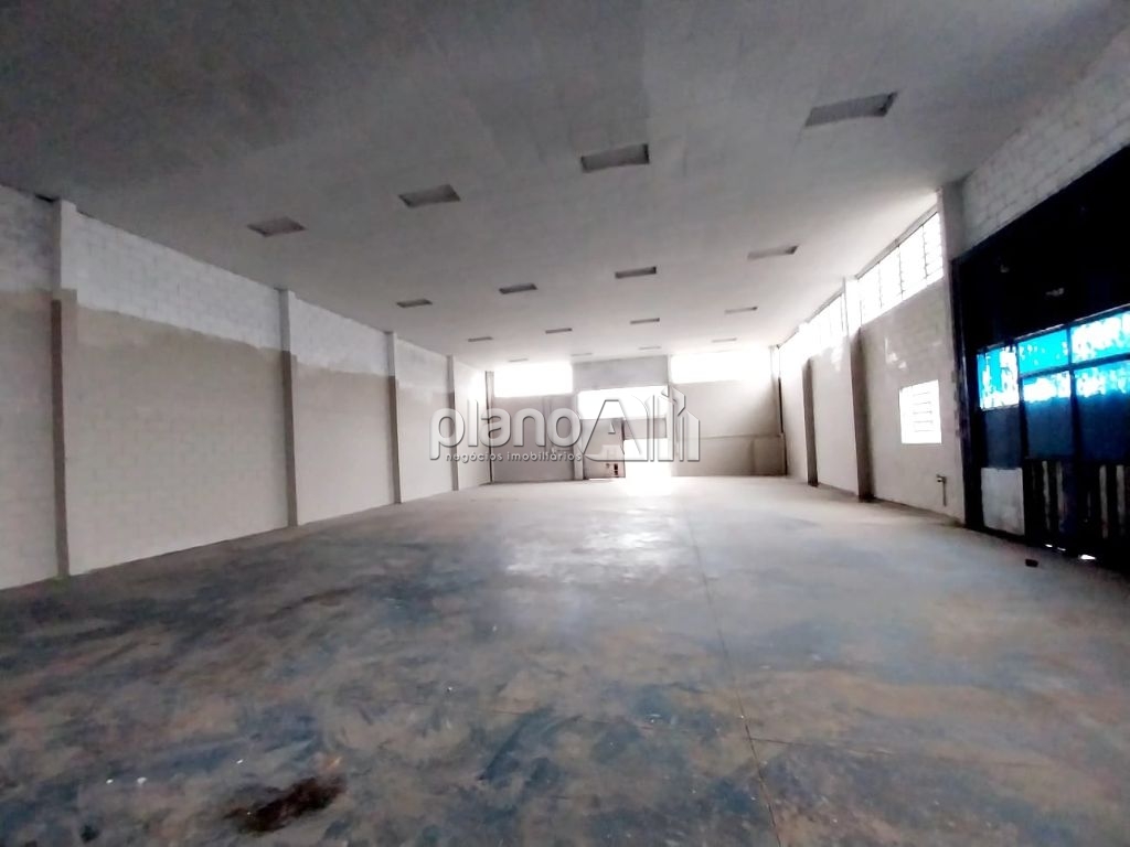 Locação de Comercial / Galpão na cidade de Gravataí