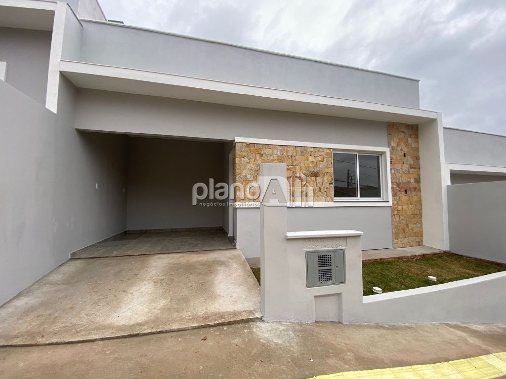 Venda de Casas / Padrão na cidade de Gravataí