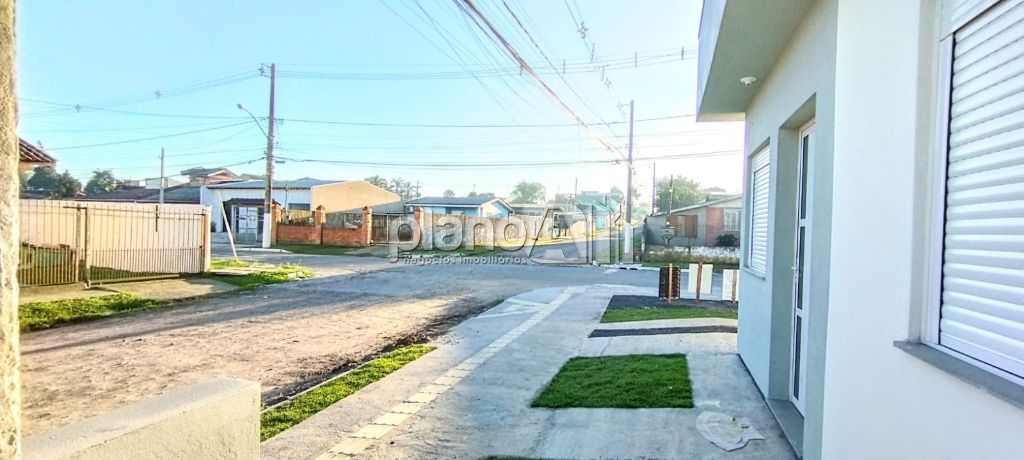 Venda de Casas / Padrão na cidade de Gravataí
