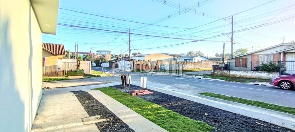 Venda de Casas / Padrão na cidade de Gravataí