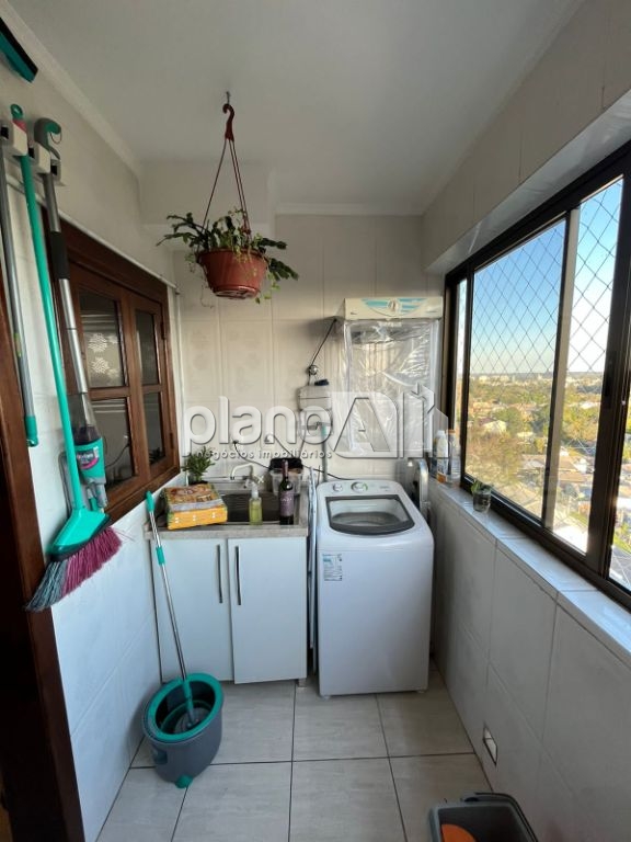 Venda de apartamentos / padrão na cidade de gravataí