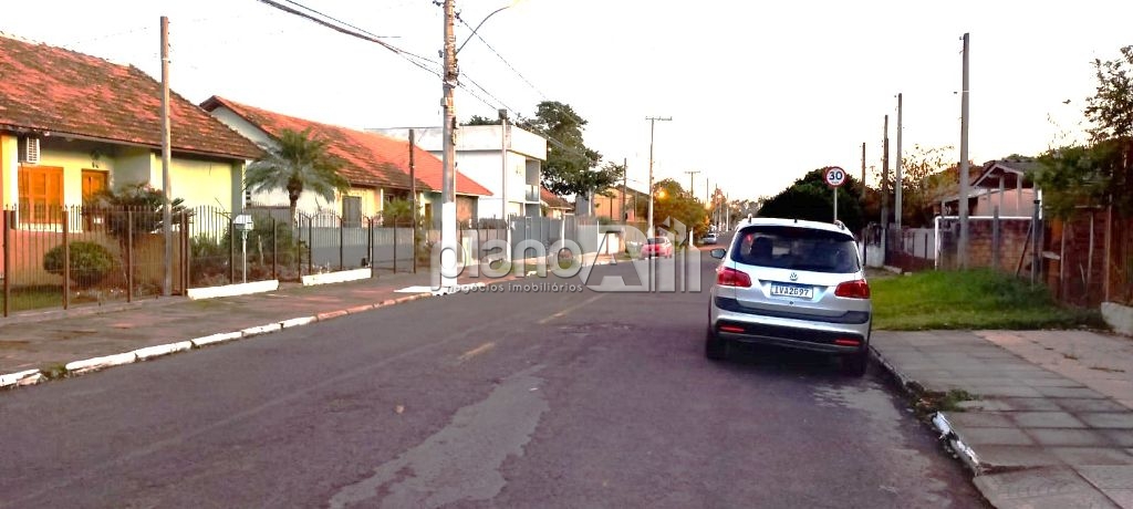 Venda de Casas / Padrão na cidade de Gravataí