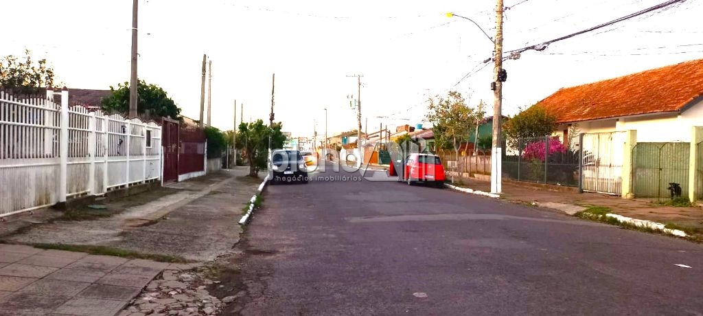 Venda de Casas / Padrão na cidade de Gravataí