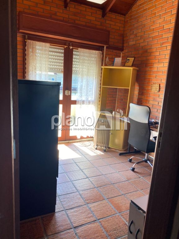 Venda de Casas / Sobrado na cidade de Gravataí