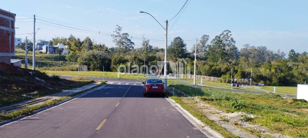 Venda de Terreno / Padrão na cidade de Gravataí
