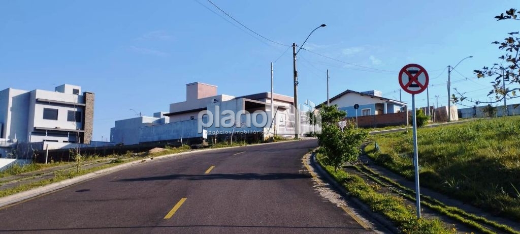 Venda de Terreno / Padrão na cidade de Gravataí
