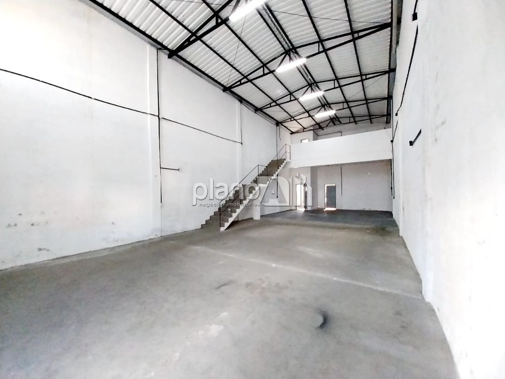 Venda de comercial / galpão na cidade de gravataí