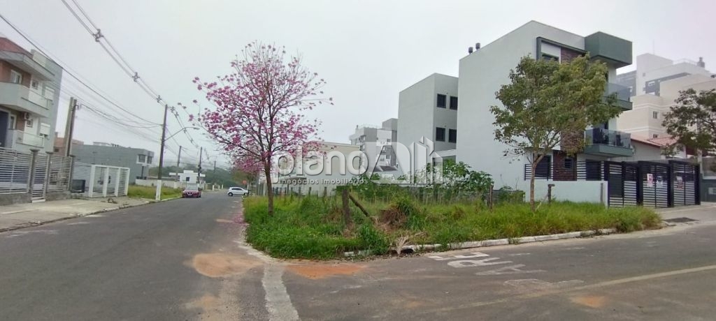 Venda de Terreno / Padrão na cidade de Gravataí