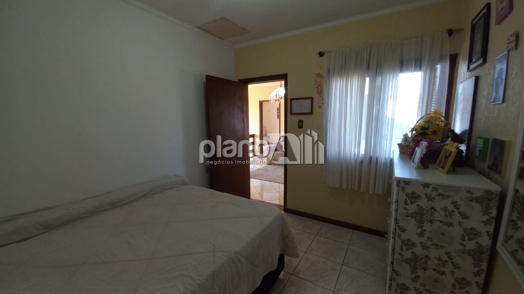 Venda de Casas / Padrão na cidade de Gravataí