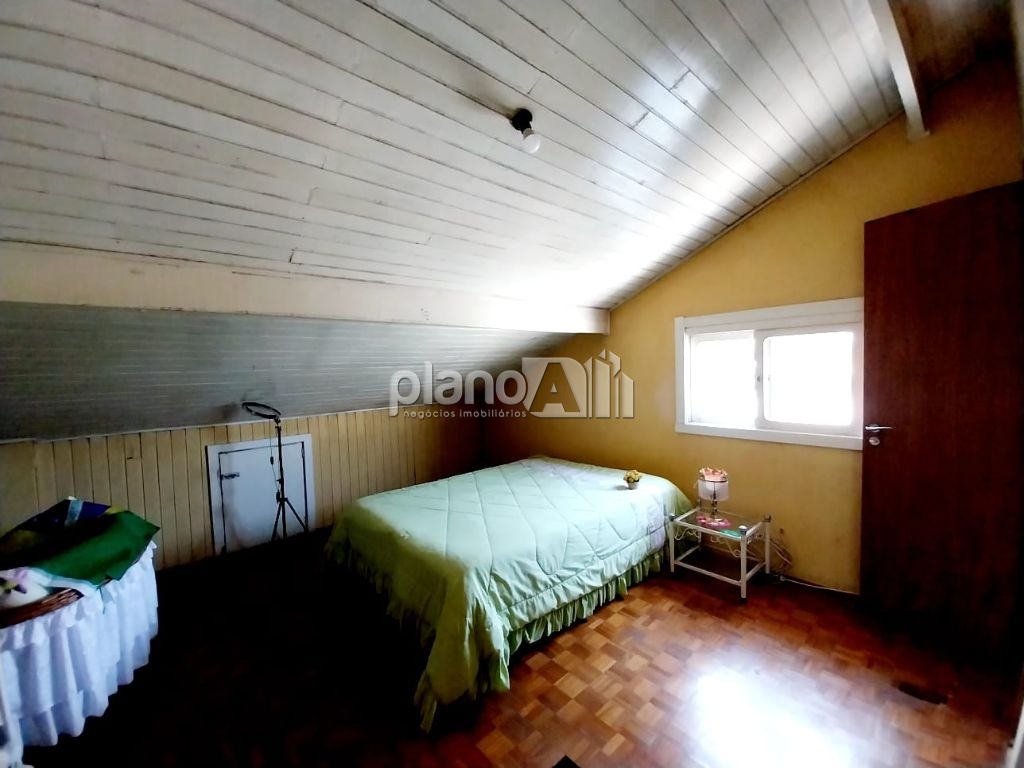 Venda de Casas / Comercial na cidade de Gravataí
