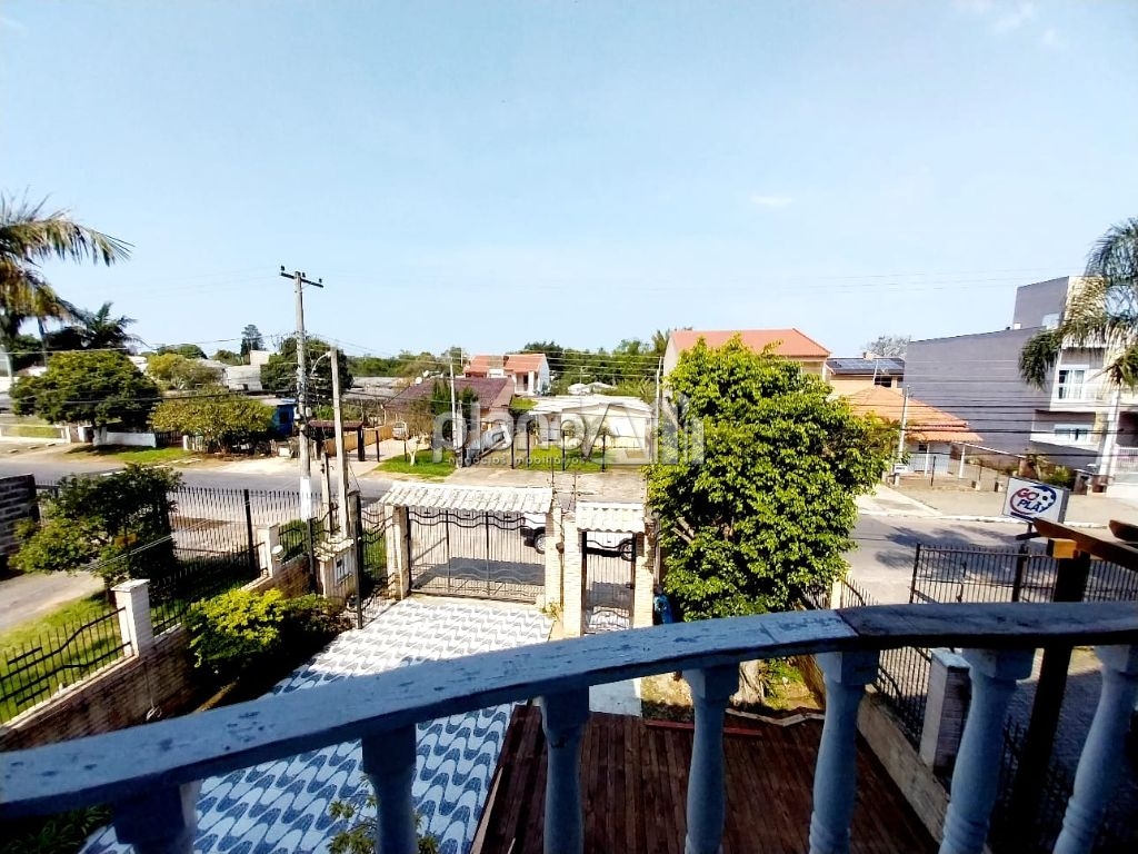 Venda de Casas / Comercial na cidade de Gravataí