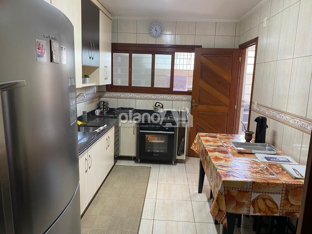 Venda de Casas / Padrão na cidade de Gravataí