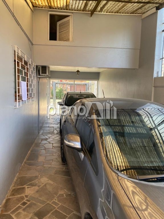 Venda de Casas / Padrão na cidade de Gravataí