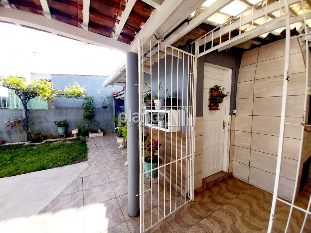 Venda de Casas / Padrão na cidade de Gravataí