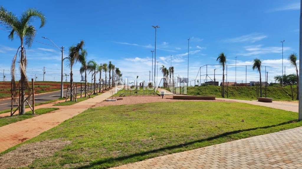 Venda de Terreno / Padrão na cidade de Gravataí