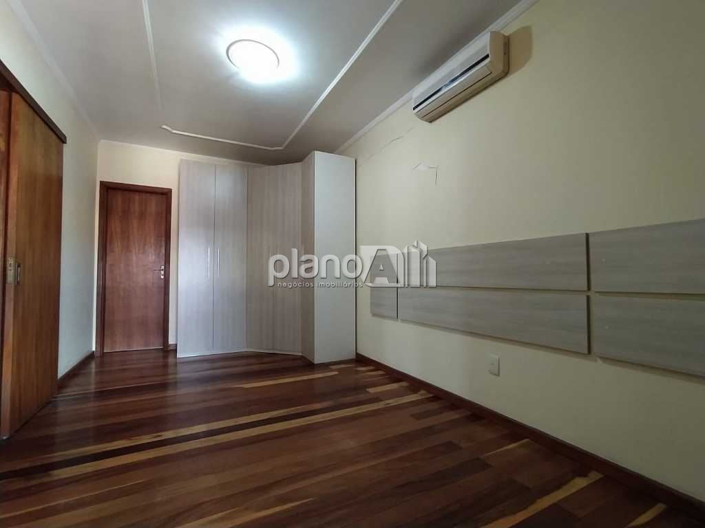 Venda de Casas / Padrão na cidade de Gravataí