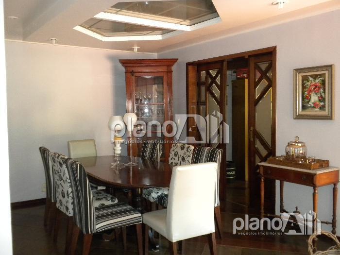 Venda de Casas / Padrão na cidade de Gravataí
