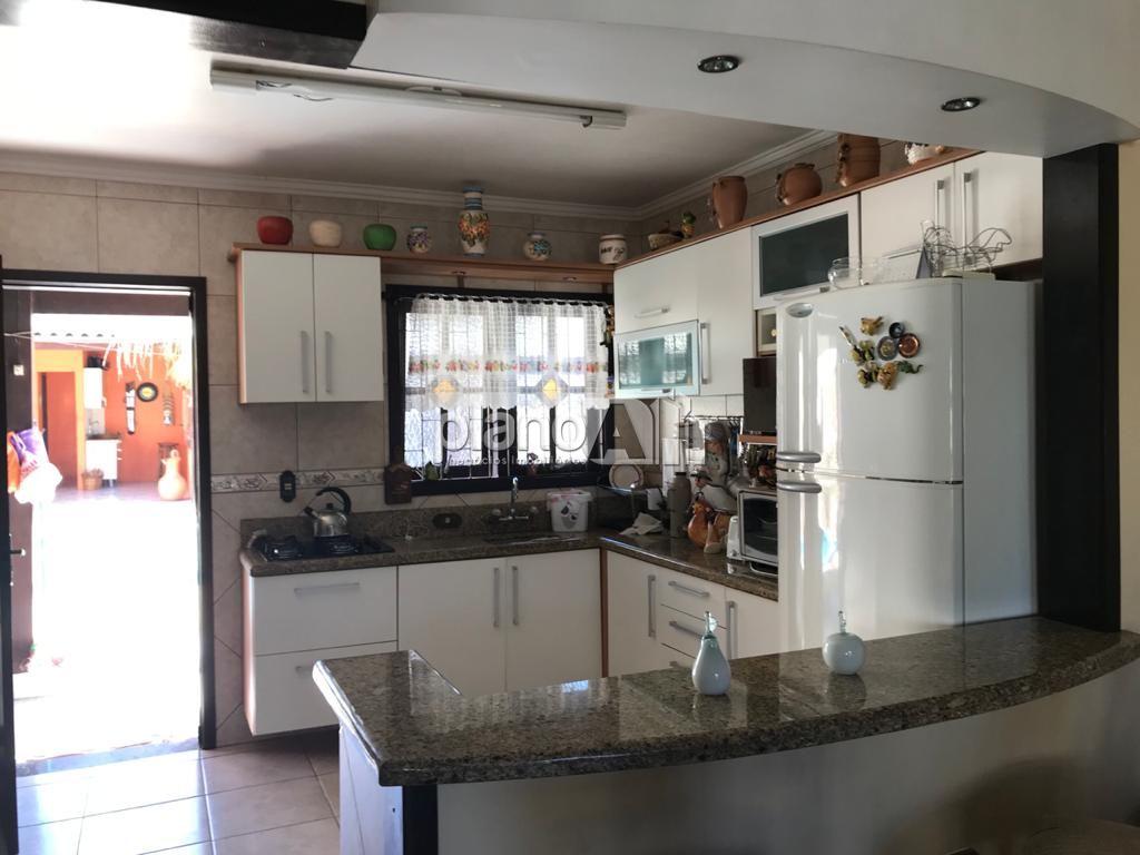 Venda de Casas / Padrão na cidade de Gravataí