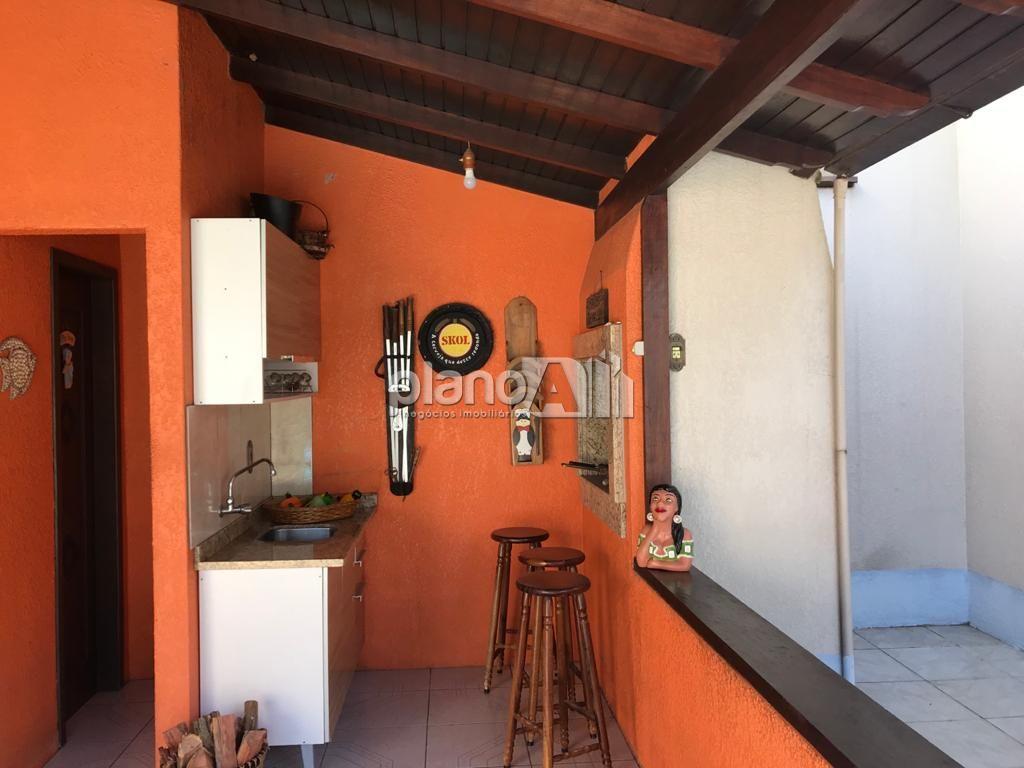 Venda de Casas / Padrão na cidade de Gravataí