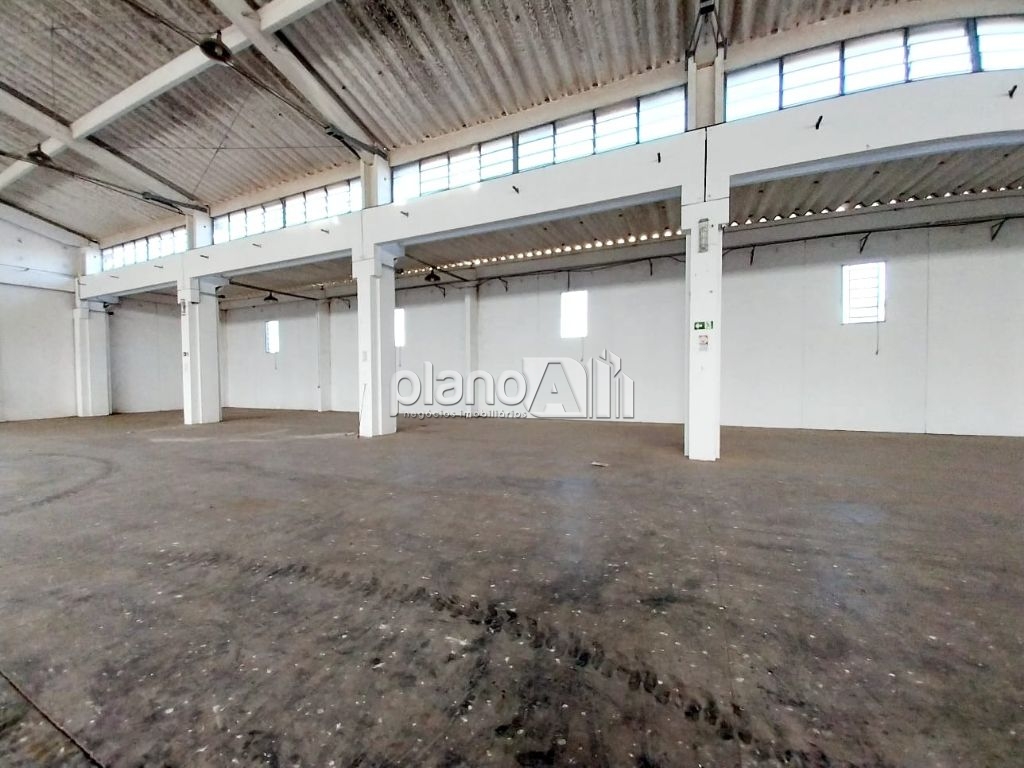 Locação de Comercial / Galpão na cidade de Gravataí