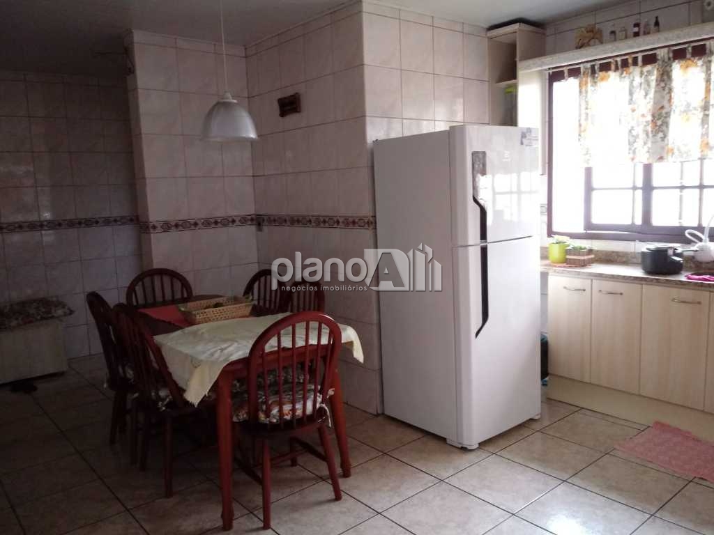 Venda de Casas / Padrão na cidade de Gravataí