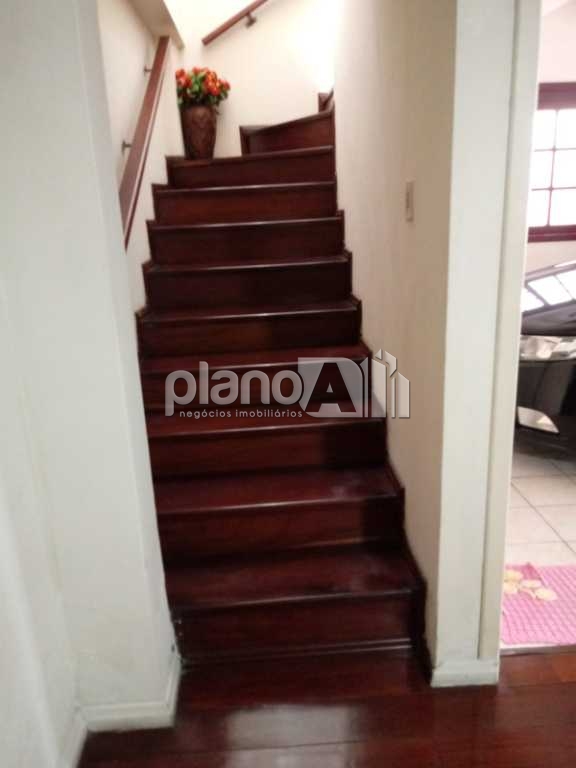Venda de Casas / Padrão na cidade de Gravataí
