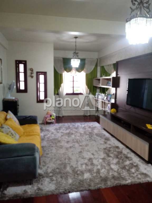 Venda de Casas / Padrão na cidade de Gravataí