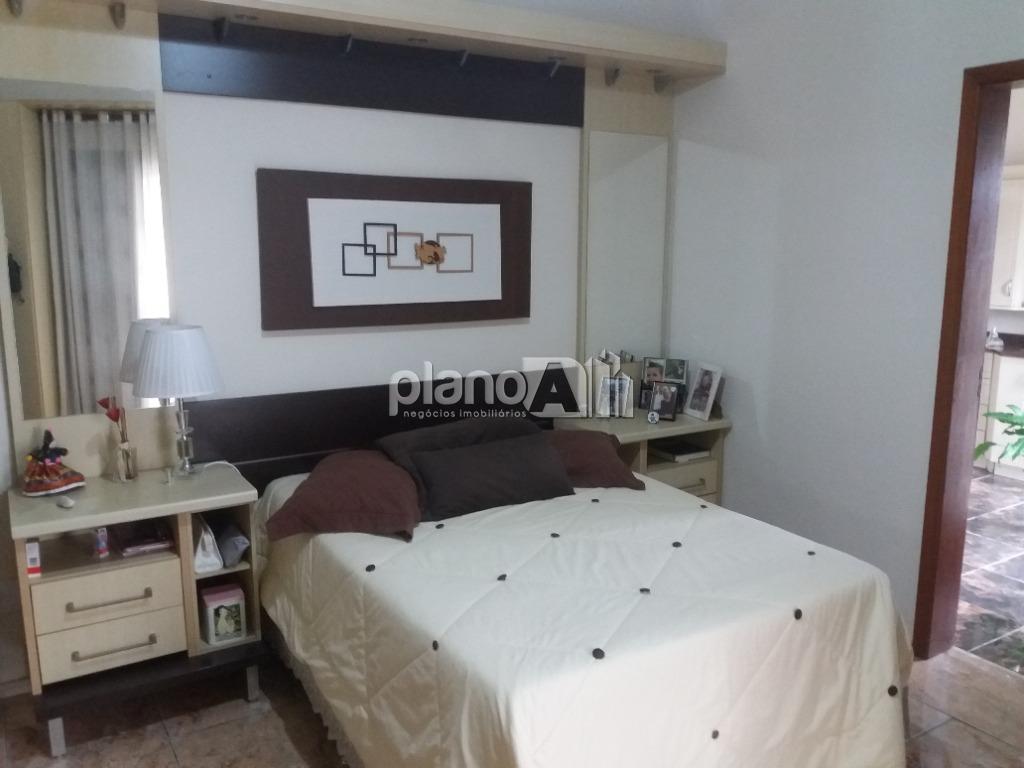 Venda de Casas / Padrão na cidade de Gravataí