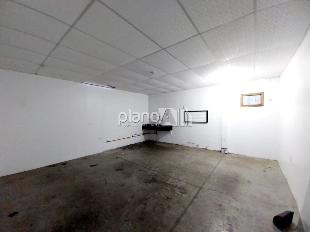 Venda de Comercial / Galpão na cidade de Gravataí