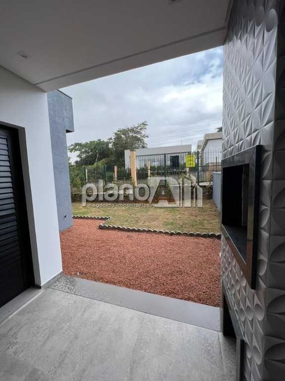 Venda de Casas / Padrão na cidade de Gravataí
