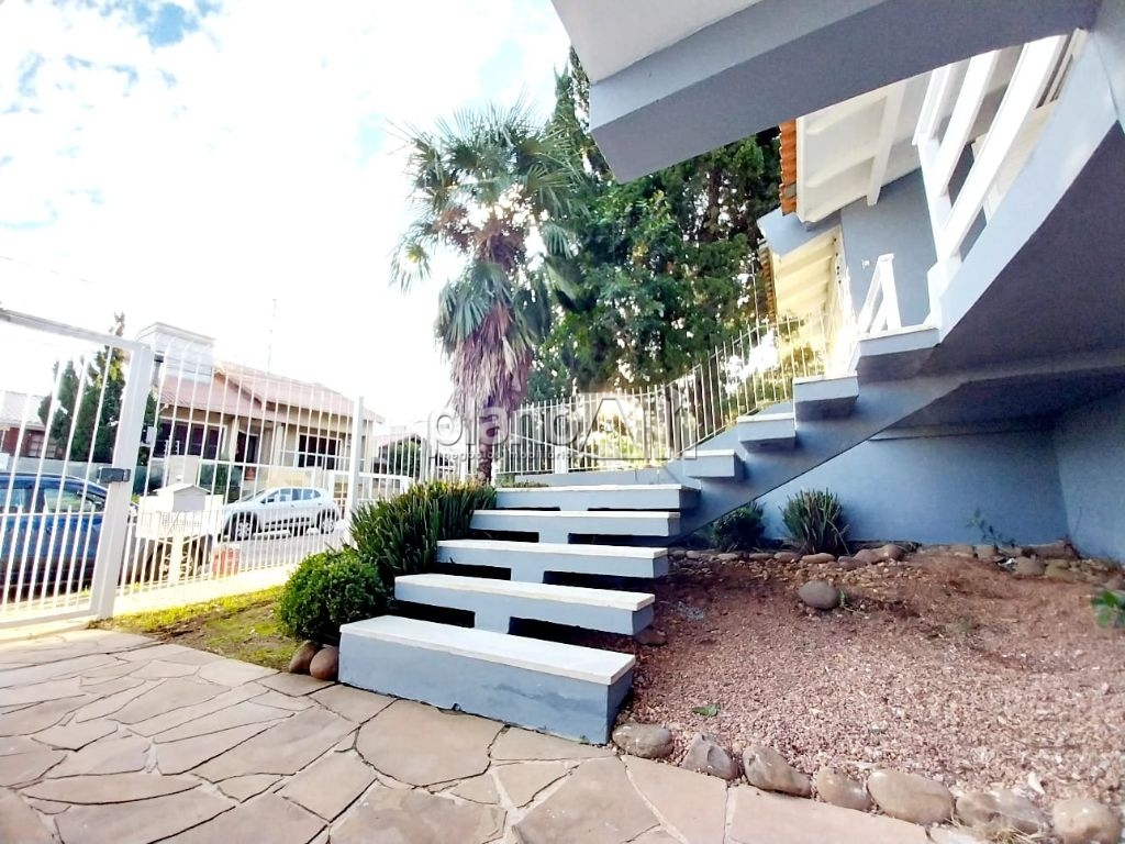 Venda de Casas / Padrão na cidade de Gravataí