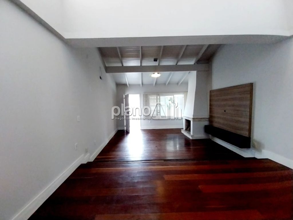 Venda de Casas / Padrão na cidade de Gravataí