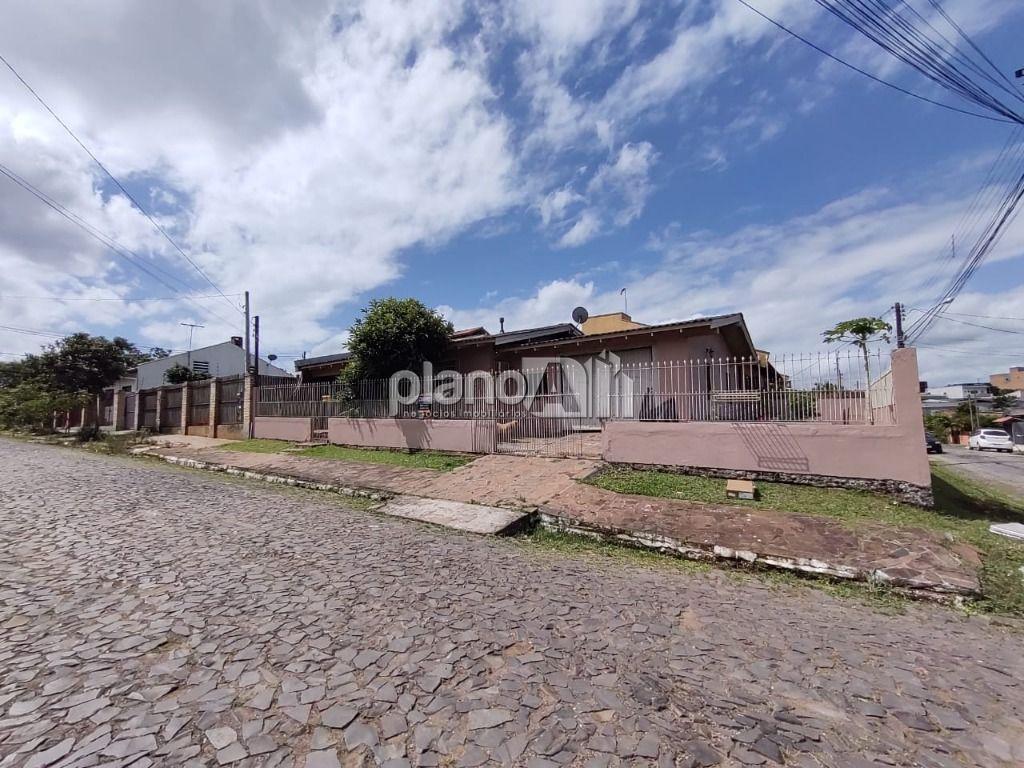 Venda de Casas / Padrão na cidade de Gravataí