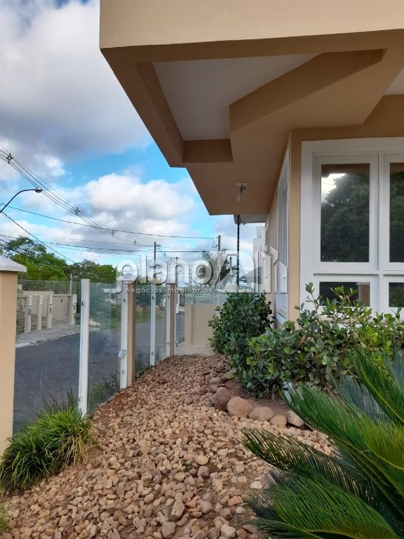 Venda de Casas / Padrão na cidade de Gravataí