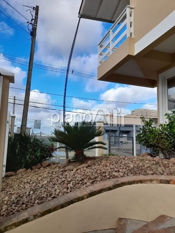 Venda de Casas / Padrão na cidade de Gravataí