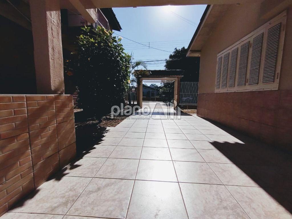 Venda de Casas / Padrão na cidade de Gravataí