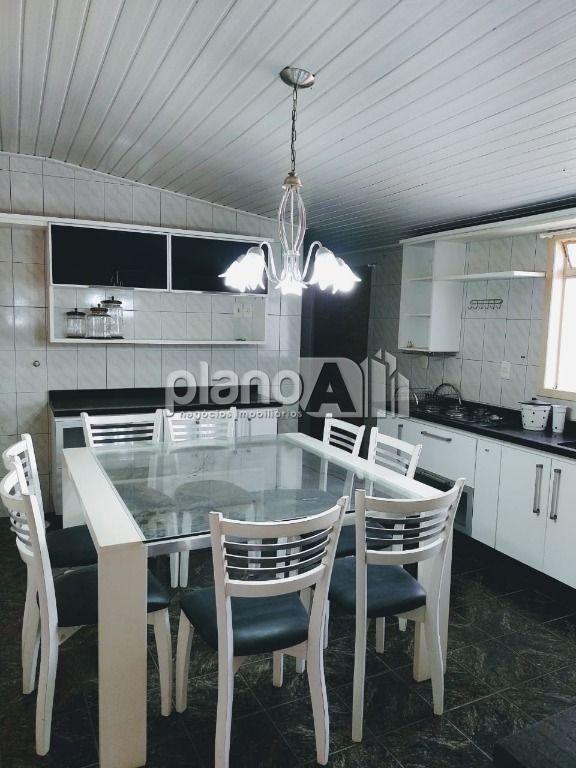 Venda de Casas / Padrão na cidade de Gravataí