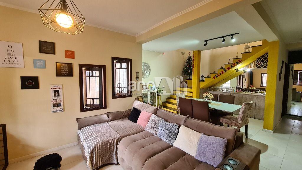 Venda de Casas / Padrão na cidade de Gravataí